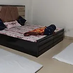 Manglam Guest House